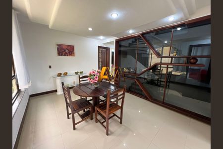 5_photo/071619e151.7e2ea02b9085bf9d-ATLAS-b856f8d3-30b5-45cf-951f-4e90997f43ed.jpg de casa à venda com 5 quartos, 600m² em Piatã, Salvador