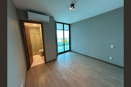 18_photo/071619f135.ef17f09ecc4cbcb1-ATLAS-5fe3e4d9-43fc-49fa-ae67-e5f308f9ac4d.jpg de apartamento para alugar com 4 quartos, 240m² em Jaguaribe, Salvador