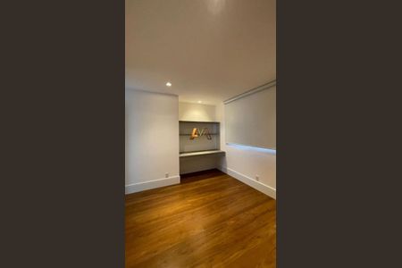 10_photo/071619f149.ef17f09ecc4cbcb1-ATLAS-11d7d768-295d-4697-8656-7d117e258a84.jpg de apartamento para alugar com 4 quartos, 240m² em Jaguaribe, Salvador