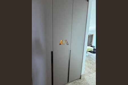 12_photo/071619f149.ef17f09ecc4cbcb1-ATLAS-bbf8b7e9-df1c-46be-a054-cdac84388564.jpg de apartamento para alugar com 4 quartos, 240m² em Jaguaribe, Salvador