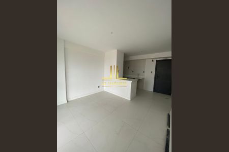 4_photo/071619f43b.8caf77934a8e0ec0-ATLAS-6c4e6812-a56f-4ccf-abfd-20edc4b5645a.jpg de apartamento à venda com 2 quartos, 65m² em Jaguaribe, Salvador