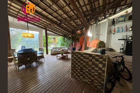 20_photo/071619fc5d.2a17df7df6ae08cb-ATLAS-829ef6cf-7e3a-4c7b-af2a-4ae2b9a966ba.jpg de casa à venda com 3 quartos, 360m² em Piatã, Salvador