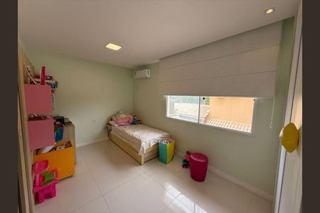 23_photo/071619fc5d.2a17df7df6ae08cb-ATLAS-bb2a01a0-366c-4a7e-b32a-ad07a116536b.jpg de casa à venda com 4 quartos, 231m² em Piatã, Salvador