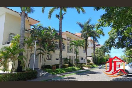 17_photo/071619fd1d.4684b5fd6ffde27d-ATLAS-d0ecc7e9-c131-4bc2-9fbb-2b02bce9d908.jpg de apartamento à venda com 3 quartos, 167m² em Piatã, Salvador