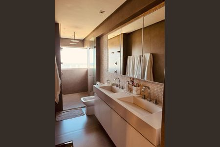 10_photo/07161a0167.8afe0c28c8bf10ee-ATLAS-548f2f71-676f-4b52-b2c2-bd0f3a57ad0d.jpg de apartamento à venda com 4 quartos, 485m² em Patamares, Salvador