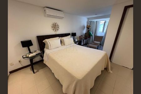 3_photo/07161a076f.9fde2b1beaf38236-ATLAS-0c4fbf48-d267-4a5d-bbe3-0852c96f54b1.jpg de casa à venda com 4 quartos, 300m² em Patamares, Salvador