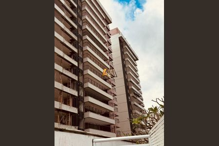 11_photo/07161a076f.e5c1dbf3952ec410-ATLAS-bdca6c9d-2ed4-42f7-880d-aa643a8df25d.jpg de apartamento à venda com 4 quartos, 203m² em Patamares, Salvador