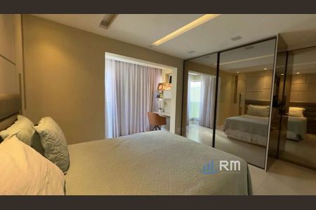 7_photo/07161a19c5.1aa5b8f538f3adaf-ATLAS-e5122617-fd4b-47e2-84e4-0e097a048890.jpg de apartamento à venda com 4 quartos, 200m² em Pituaçu, Salvador