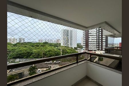 6_photo/07161a1f03.5cacb5cd1a05b02e-ATLAS-3436e965-4026-4e6b-b599-2dc6a7833ea7.jpg de apartamento para alugar com 4 quartos, 156m² em Patamares, Salvador