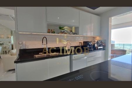 10_photo/07161a21f3.c54d8ccd00eda198-ATLAS-29d8daef-a39a-4b13-b2ad-2d3f5e134885.jpg de apartamento à venda com 3 quartos, 140m² em Pituaçu, Salvador