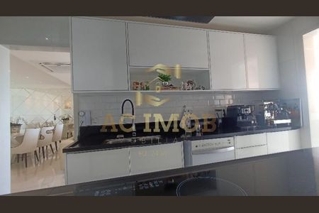 6_photo/07161a21f3.c54d8ccd00eda198-ATLAS-2dc5718b-e16b-4393-aee1-8b5b75ce1a41.jpg de apartamento à venda com 3 quartos, 140m² em Pituaçu, Salvador