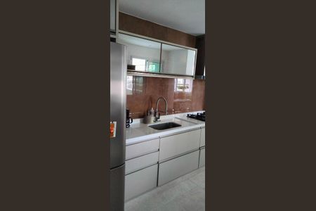 10_photo/07161a22b9.ccc84eef841aa968-ATLAS-cd24481d-728b-4fd2-bd1e-9e3e07ab2f26.jpg de apartamento à venda com 3 quartos, 200m² em Pituaçu, Salvador