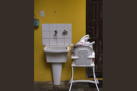 4_photo/07161a2357.cb4a3f4e1d4d223a-ATLAS-c12fe548-e2ab-42af-8295-e0c3a94c8ba3.jpg de casa à venda com 4 quartos, m² em Pituaçu, Salvador