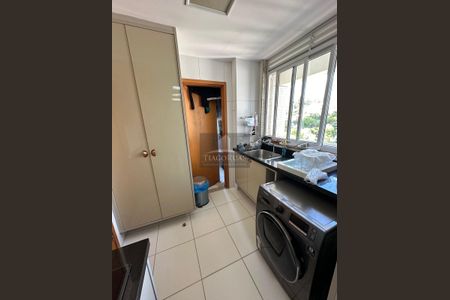 2_photo/07161a2361.80b29af7c29ecf2f-ATLAS-fd440fd1-4de0-4962-b2b1-e489317ef3b2.jpg de apartamento à venda com 4 quartos, 200m² em Pituaçu, Salvador