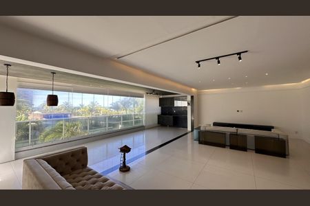 2_photo/07161a2361.bfa2818a8f2e1fe6-ATLAS-18d01c3c-eaae-4eec-b0ce-01a4dca26342.jpg de apartamento à venda com 3 quartos, 165m² em Pituaçu, Salvador