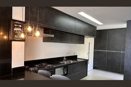 3_photo/07161a2361.bfa2818a8f2e1fe6-ATLAS-191cf083-6aea-4b4d-8d18-3ca73e68a1e7.jpg de apartamento à venda com 3 quartos, 165m² em Pituaçu, Salvador