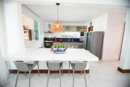 7_photo/07161a5107.f2ed236aecaa8a04-ATLAS-4c2a6482-4bde-4a40-96da-07c8dd68f618.jpg de casa de condomínio à venda com 6 quartos, 280m² em Imbuí, Salvador