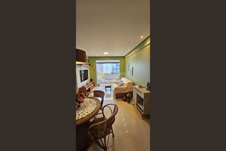 12_photo/07161a5379.0a005fb14bd7eb02-ATLAS-b67f2b24-32c8-4a59-a741-b0351a0e1b76.jpg de apartamento à venda com 3 quartos, 82m² em Imbuí, Salvador