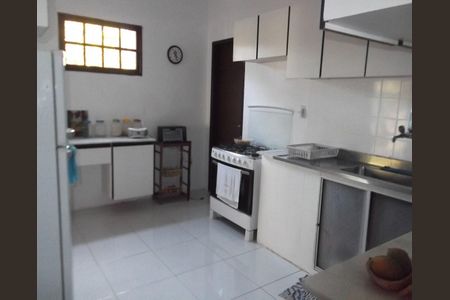 4_photo/07161a7da7.2f15d505e37c7ac5-ATLAS-ee69ed51-4b84-4ba6-982e-f1affa2c6a1b.jpg de casa à venda com 3 quartos, 210m² em Novo Horizonte, Salvador