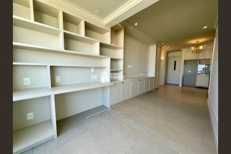 2_photo/07161aab8f.2f15d505e37c7ac5-ATLAS-c44c9cf9-5fd1-45d0-bac9-50a20e3fb9c2.jpg de apartamento à venda com 1 quarto, 50m² em São Caetano, Salvador