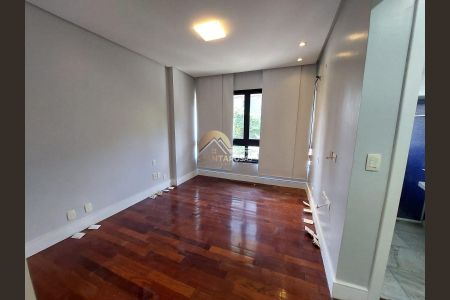 23_photo/07161aab9d.0f81dd1a9a4f6ffb-ATLAS-76fe2909-af65-4c5e-af75-421b9e3efc2c.jpg de apartamento à venda com 3 quartos, 230m² em São Caetano, Salvador