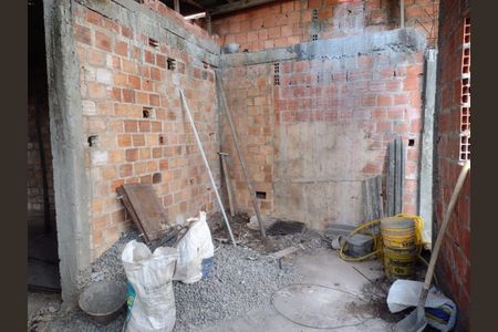 5_photo/07161ab3a9.ceff8192393c33de-ATLAS-39a328fa-3bab-4264-93b3-b3ac0cdf8a5b.jpg de casa à venda com 2 quartos, 54m² em Fazenda Grande do Retiro, Salvador