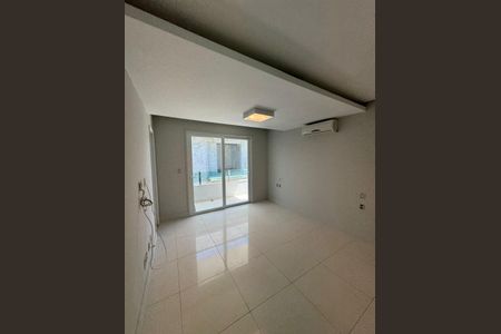 22_photo/07161ab6e7.f861ecc718bdcbd7-ATLAS-d6cb508e-7629-422a-bc44-7f2c1fa0b7c5.jpg de casa à venda com 4 quartos, 424m² em Fazenda Grande do Retiro, Salvador