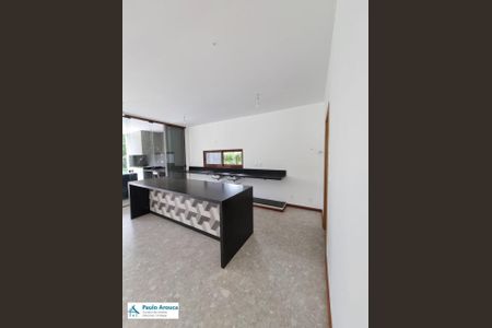 7_photo/07161ae2ef.e6f02a1e96aef2b1-ATLAS-970f00b9-5c90-4033-ae79-34a281cd31e9.jpg de casa à venda com 5 quartos, 360m² em Pernambués, Salvador