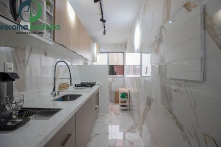 5_photo/07161b0433.90760fc26878886d-ATLAS-d5fcf3b3-bde4-4ffd-9ba4-e463c627e1a1.jpg de apartamento à venda com 3 quartos, 70m² em STIEP, Salvador