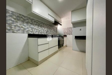 6_photo/07161b0aa7.2f15d505e37c7ac5-ATLAS-4e815d35-4e12-498a-90e9-41c8e2abbb22.jpg de apartamento à venda com 4 quartos, 154m² em Costa Azul, Salvador