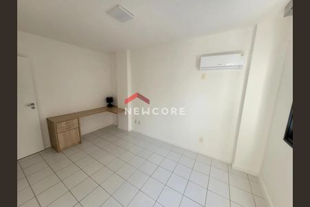 7_photo/07161b0ab1.b63fb19834d8465e-ATLAS-c6c4ebce-7d4b-4cf0-858e-d0c2efe80f8f.jpg de apartamento à venda com 2 quartos, 64m² em Costa Azul, Salvador