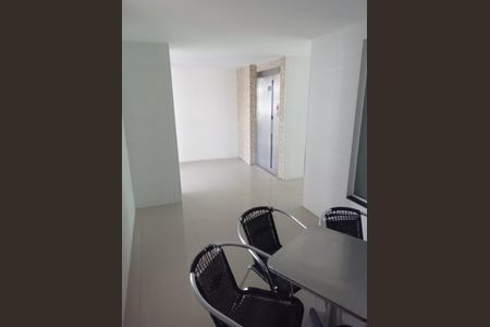 7_photo/07161b0b2f.93b8fa184532727f-ATLAS-e87b9b1e-95b7-4af1-b83b-2ecba4bbf562.jpg de apartamento à venda com 3 quartos, 70m² em Costa Azul, Salvador