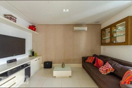 10_photo/07161b0e23.3e1b4b7d4b39a1bc-ATLAS-bb521771-d4f2-4562-b2f1-6a2f3a513d5a.jpg de apartamento à venda com 3 quartos, 196m² em Pituba, Salvador