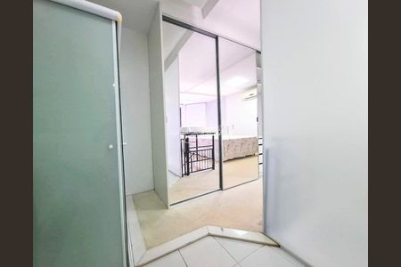 36_photo/07161b0e35.fee90ade41378ef9-ATLAS-e562d111-23aa-43e7-b5a9-cc189e85c7f8.jpg de apartamento à venda com 1 quarto, 71m² em Pituba, Salvador