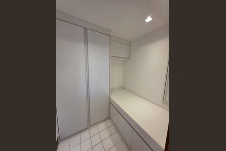 11_photo/07161b0fe5.23351eba74f1df34-ATLAS-7a11a7d3-ed38-4789-841e-c81a63e1b76d.jpg de apartamento à venda com 4 quartos, 168m² em Pituba, Salvador