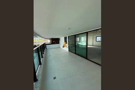 7_photo/07161b102d.93b8fa184532727f-ATLAS-d700eee9-5f89-4886-9ec5-1e4c2fceb95a.jpg de apartamento à venda com 4 quartos, 250m² em Pituba, Salvador