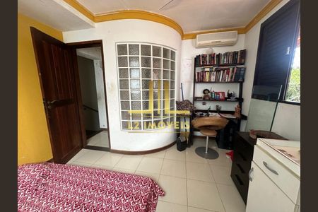 23_photo/07161b104f.7a69ff73eb43ff8d-ATLAS-fa6f8c16-4d7b-45e8-a7f2-7e76ab14d7ee.jpg de casa à venda com 4 quartos, 201m² em Pituba, Salvador