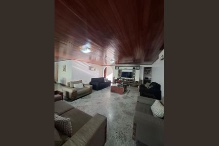 1_photo/07161b113b.f14d7a494a64fc38-ATLAS-4e63dbc5-82d1-4f0f-8b62-b18e34e864df.jpg de casa para alugar com 4 quartos, 293m² em Caminho das Árvores, Salvador