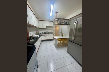 2_photo/07161b15eb.aaa1984783e3a523-ATLAS-3f7da4f2-ccf3-43b5-89f3-e3737c9ec9f3.jpg de apartamento à venda com 4 quartos, 220m² em Caminho das Árvores, Salvador