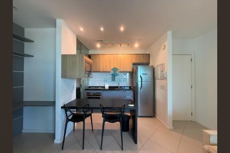 10_photo/07161b191b.df35c9371d675aa1-ATLAS-be76b252-e2ae-41a3-9faa-586a01cd2843.jpg de apartamento à venda com 1 quarto, 49m² em Caminho das Árvores, Salvador