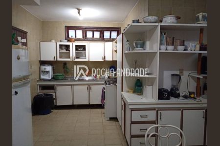 12_photo/07161b19b1.ceff8192393c33de-ATLAS-765318db-9ca7-48c6-98ab-2cf7d13c94fe.jpg de casa à venda com 7 quartos, 389m² em Caminho das Árvores, Salvador