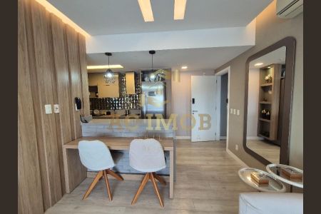 4_photo/07161b1ba3.af83f5aff54953b9-ATLAS-e405a07b-67fd-4814-bd90-d37088a3de46.jpg de apartamento para alugar com 1 quarto, 45m² em Caminho das Árvores, Salvador