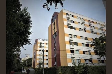 2_photo/07161b40bf.2f15d505e37c7ac5-ATLAS-b785df4e-b406-4eca-a779-1912a93c4a2f.jpg de apartamento à venda com 1 quarto, 49m² em Itaigara, Salvador