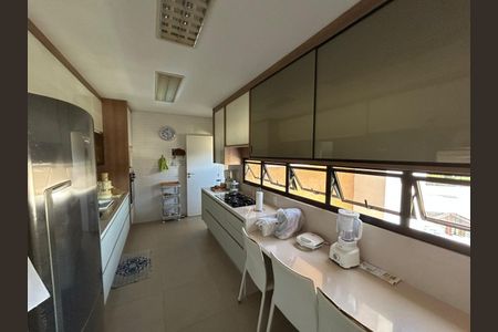 10_photo/07161b41d5.61df383ebc62b81a-ATLAS-8695e871-8faa-4146-a0fc-4e87a3c73b97.jpg de apartamento à venda com 4 quartos, 211m² em Itaigara, Salvador