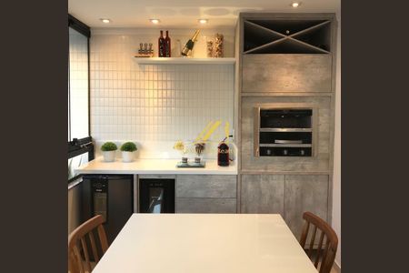 5_photo/07161b433b.92387662b7ee2b97-ATLAS-7df603fc-6fce-4c58-936b-2efc26c8890d.jpg de apartamento à venda com 3 quartos, 135m² em Pituba, Salvador