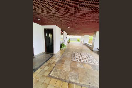 8_photo/07161b48cd.83fa443d0a3e7663-ATLAS-b2e1ee0f-d5de-4bf0-8ae1-2bc9d5c600f2.jpg de apartamento à venda com 1 quarto, 50m² em Itaigara, Salvador