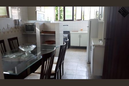 18_photo/07161b4d93.49e5f4e107e90c19-ATLAS-18ee2bba-a267-4103-b594-530526b02837.jpg de casa à venda com 4 quartos, 355m² em Candeal, Salvador