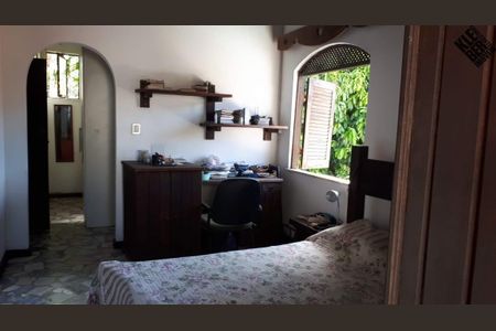 12_photo/07161b4d93.49e5f4e107e90c19-ATLAS-2366da39-e1c8-4e74-a042-c953fd0f3b71.jpg de casa à venda com 4 quartos, 355m² em Candeal, Salvador