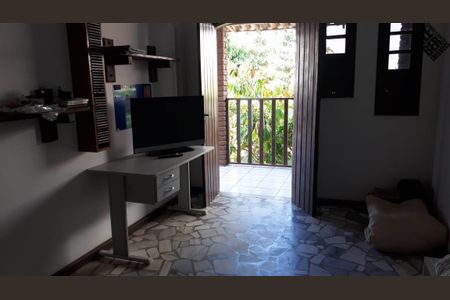 16_photo/07161b4d93.49e5f4e107e90c19-ATLAS-239bc22f-ea0b-495d-9b0c-765ede97a971.jpg de casa à venda com 4 quartos, 355m² em Candeal, Salvador