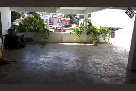 21_photo/07161b4d93.49e5f4e107e90c19-ATLAS-d41f393f-ab56-48e3-9e08-42df6a672ef9.jpg de casa à venda com 4 quartos, 355m² em Candeal, Salvador